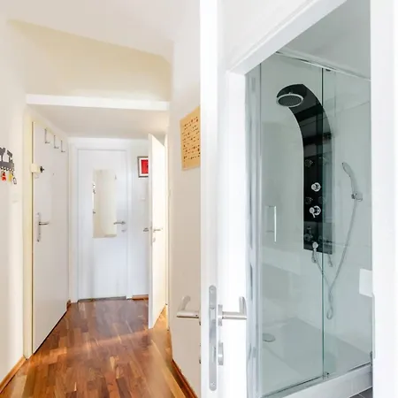 Untere Donaustrasse Apartment Vienna