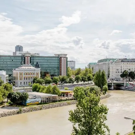 Untere Donaustrasse Apartment